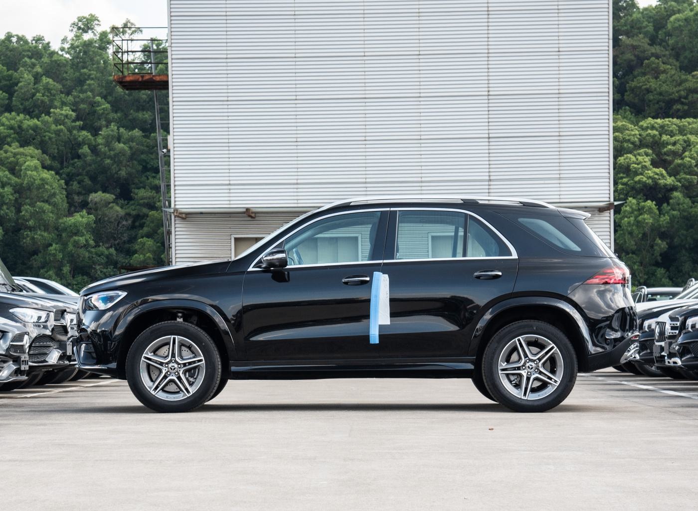 成都远卓名车奔驰GLE美版团购价格69万起