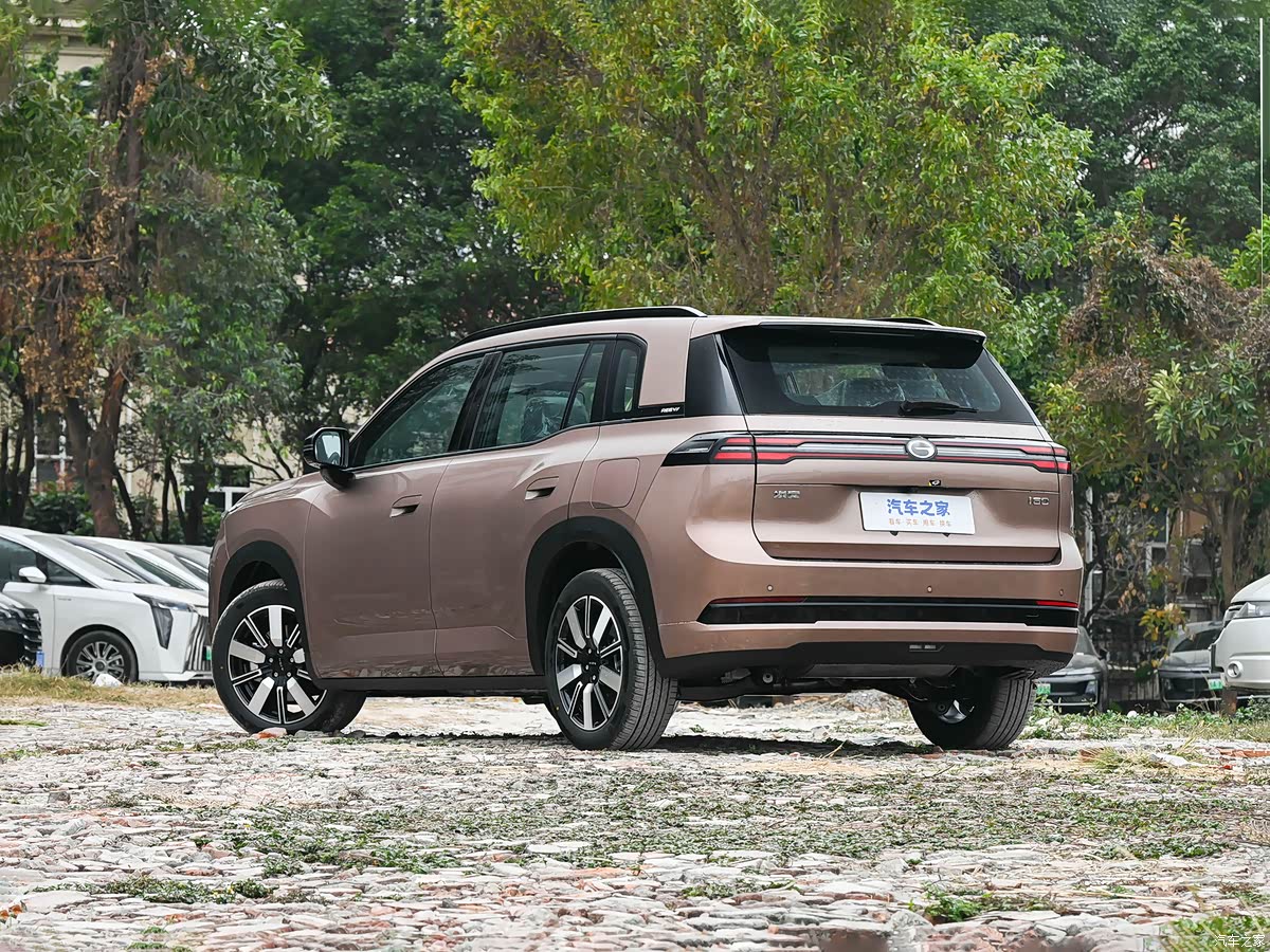 爆款焦虑下的“减法”：埃安推i60丐版，10万起能救市吗？