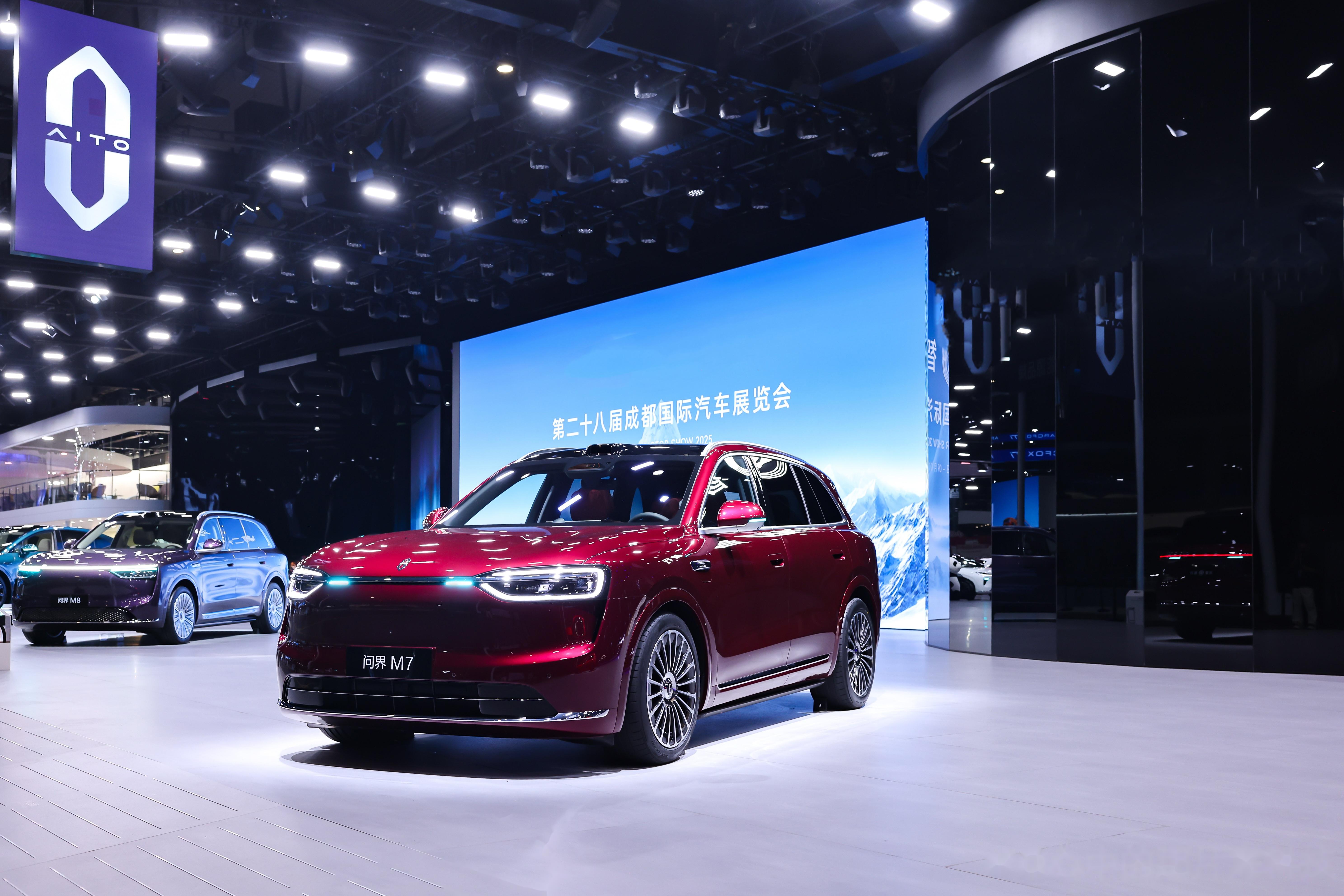 赛力斯2月卖少了，但问界的戏更重了