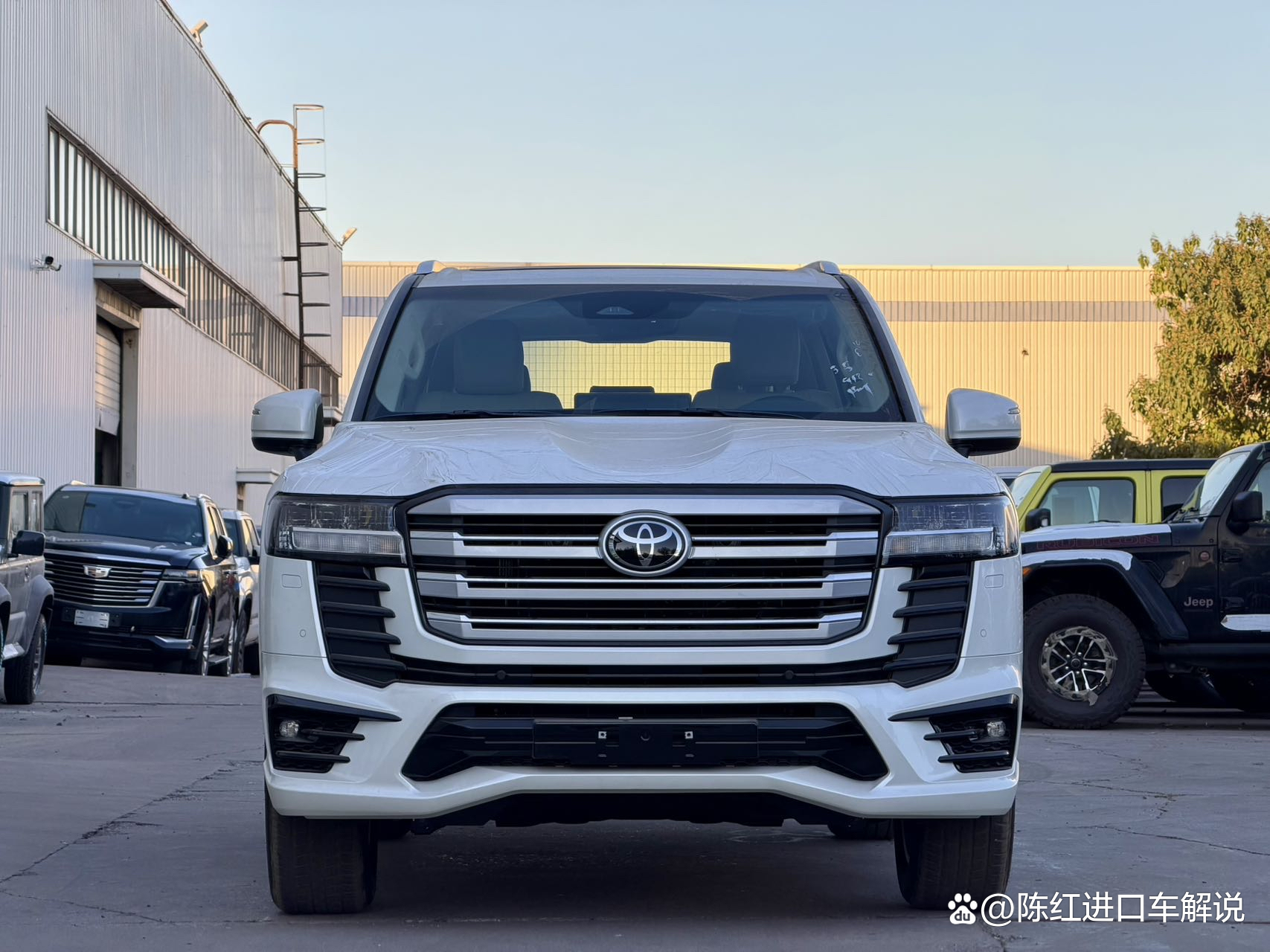 成都兰德酷路泽中东版优惠高达35.20万 最低仅售70.00万