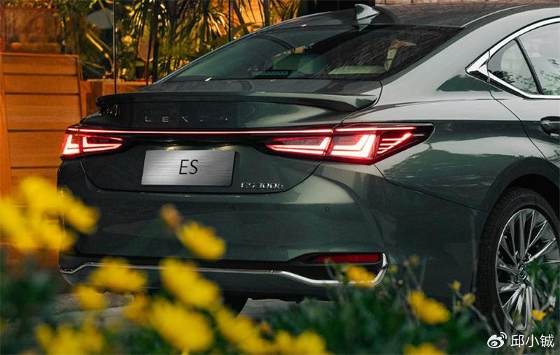 沃尔沃“触电”、雷克萨斯换代、捷豹路虎“抱大腿”，二线豪华花式求生