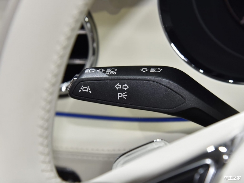 2026新款添越钜惠32.1万元 最低仅售263万