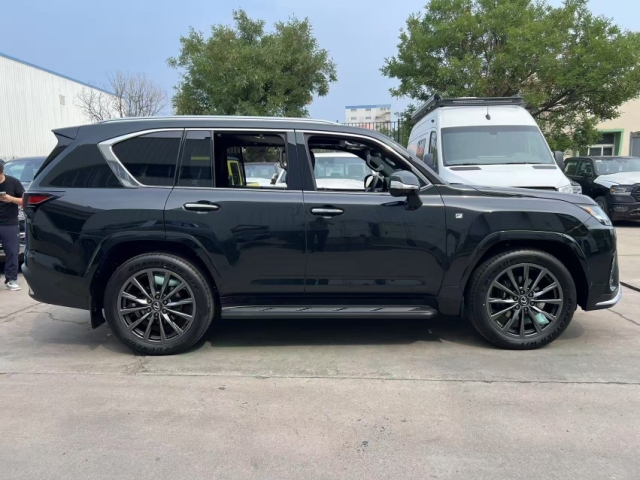 雷克萨斯LX600现车可提 最新价格导购 可分期