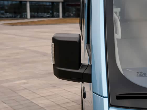 成都鑫源E3优惠1.00万 仅6.98万可入手